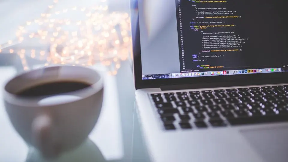Programmcode am Bildschirm